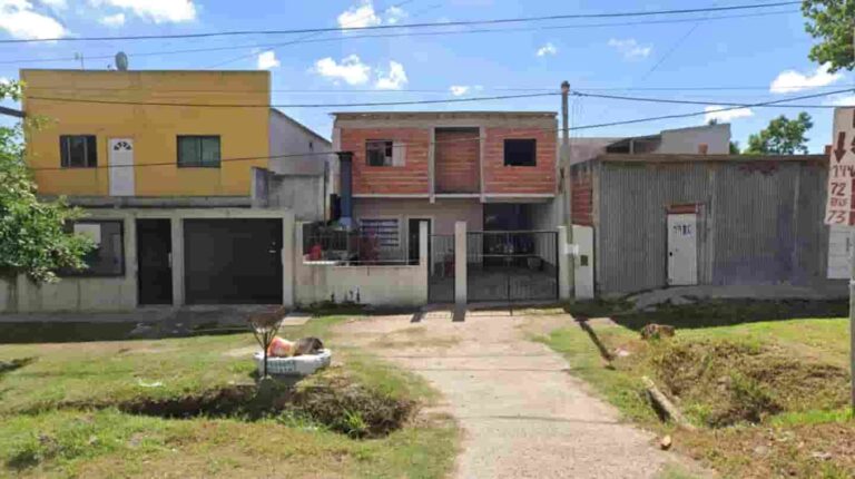 la-mujer-fue-detenida-en-una-casa-ubicada-de-143-y-72-bis-en-la-plata-foto-google-maps-5I7QRHQGRBHHXK3OMYVZFNWVGA